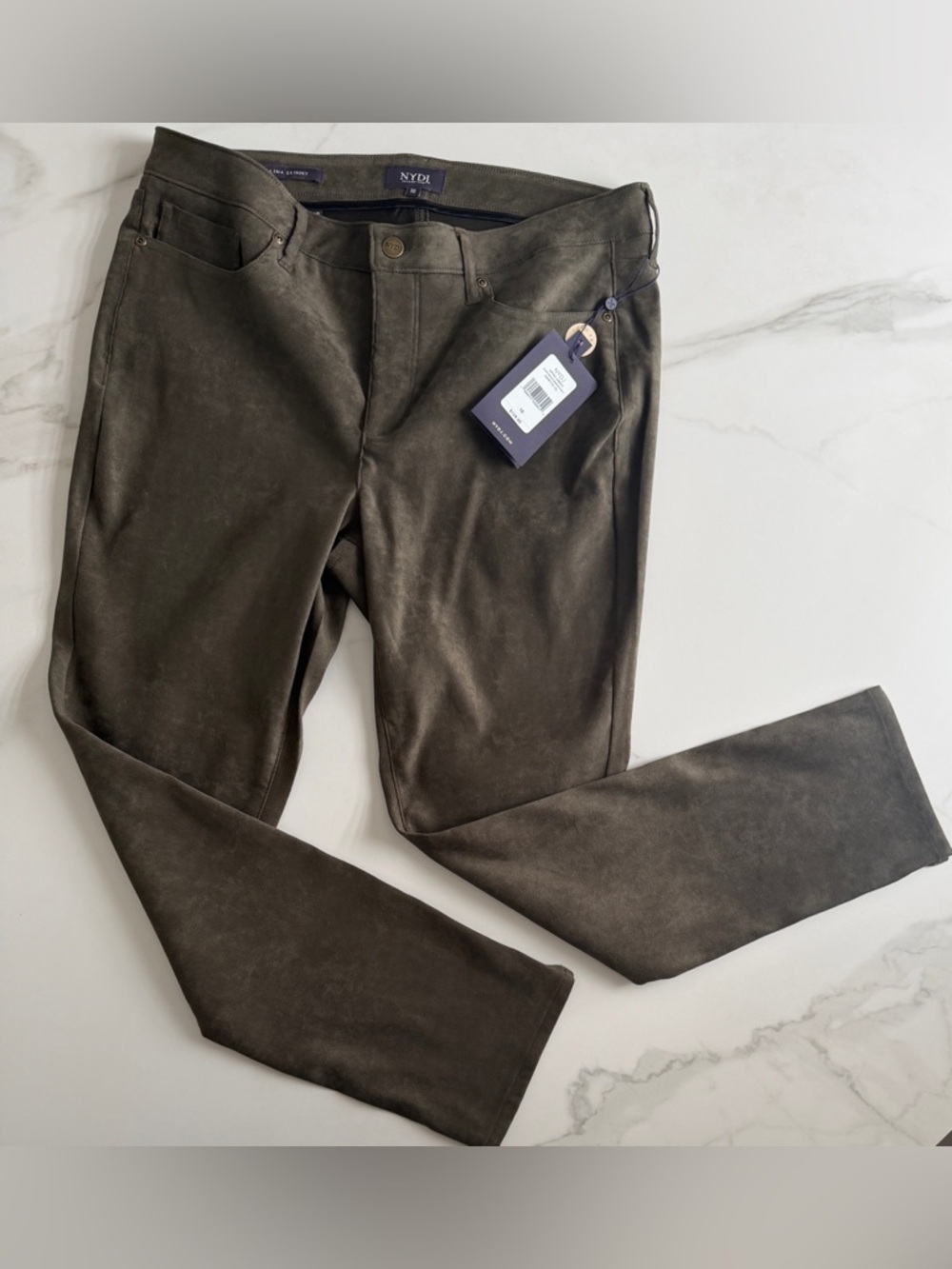 NYDJ ALINA
ANKLE LEGGING W SLIT
MARTINI OL